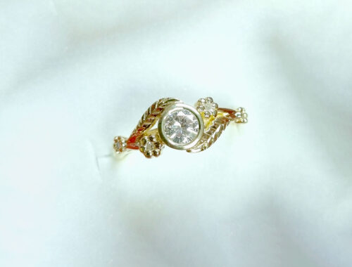 gold-diamond-ring